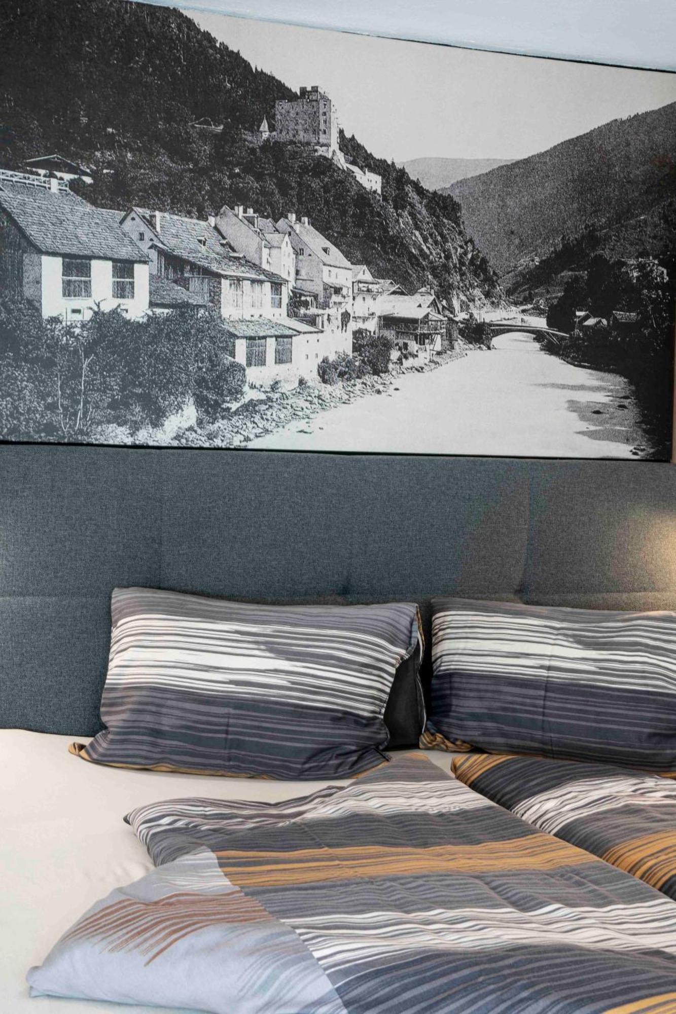 Landhaus Zangerl - Kobelerhof Landeck Habitación foto